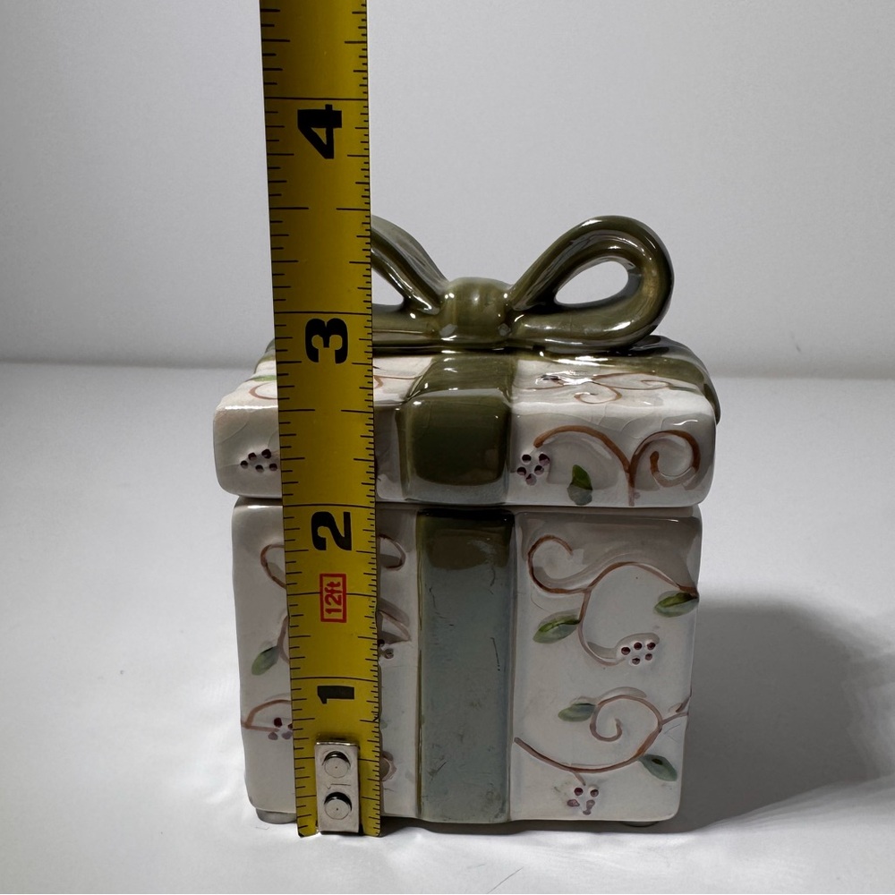 Yankee Candle Christmas Present Gift Box Tealight Ceramic Trinket Dish Green Bow - Picture 5 of 6